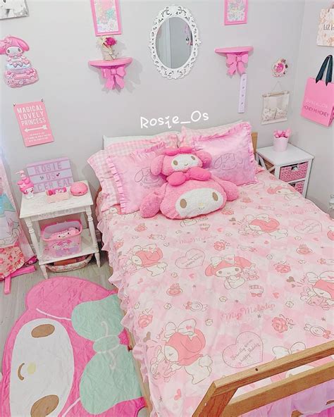 5,263 Me gusta, 40 comentarios - 🎀 𝕽𝖔𝖘𝖎𝖊 𝕺𝖘 🎀 (@rosie_os) en Instagram: "🎀kawaii bed🎀 Everything ...