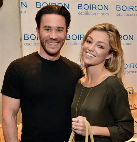 Lili Simmons Cherishing Handsome Boyfriend, Dating Since 2015!