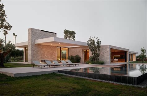 Beautiful Modern Spanish House With Courtyards And Pool