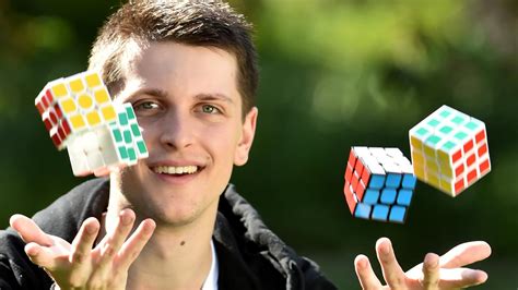 Australia’s new Rubik’s cube world record | KidsNews