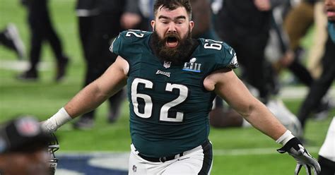 Jason Kelce emotional after Philadelphia Eagles' Super Bowl win