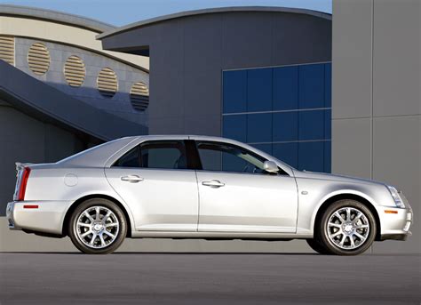 Cadillac STS Specs, Pictures & Engine Review