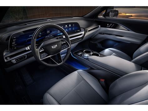 2025 Cadillac Lyriq: 49 Interior Photos | U.S. News