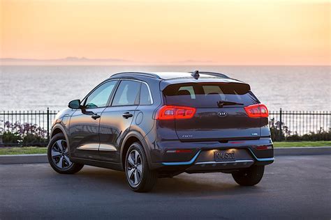 KIA Niro Plug-In Hybrid Specs & Photos - 2018, 2019, 2020, 2021, 2022 ...