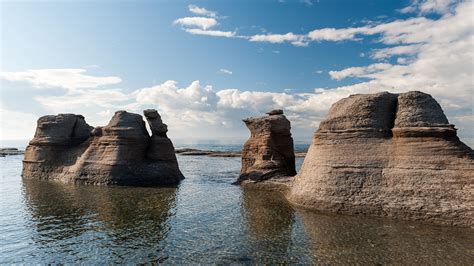 Mingan Archipelago Is Canada's Most Beautiful 'Secret' National Park | The Manual