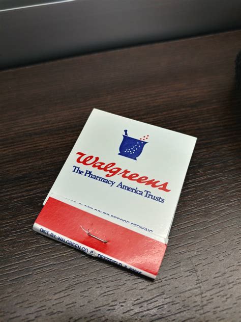 The old Walgreens logo : r/nostalgia