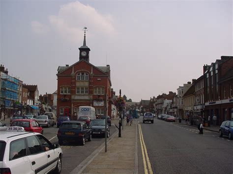 "Thame High Street, Oxfordshire" by poe at PicturesofEngland.com