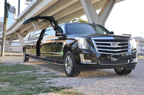 Luxury Stretch SUV Limousine Rental Houston | Sam's Limousine & Transportation, Inc.