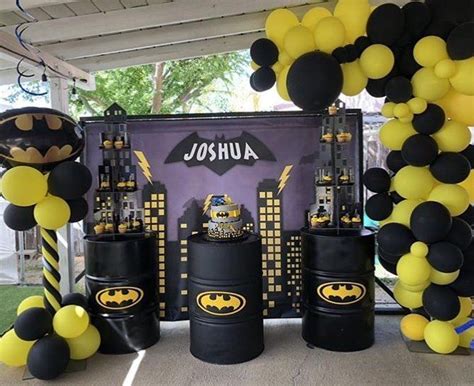 DECOVIVID on Instagram: “Batman Birthday Backdrop - Amazing Decoration ...