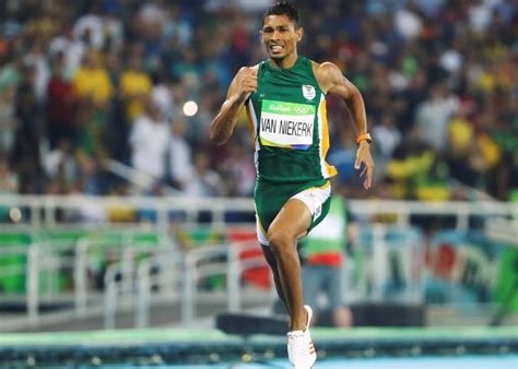 400M World Record : Wayde van Niekerk breaks 400m world record to win gold ... : The iaaf ...