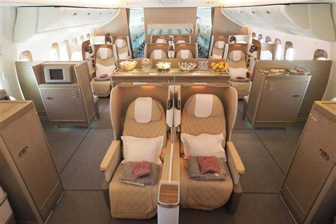 Check Out Emirates' First 777 With the New Biz-Class Seats