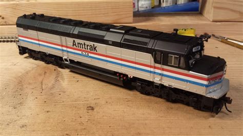 Athearn's SDP40F (Amtrak Phase III) - YouTube