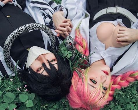 Mitsuri Kanroji and Obanai Iguro #cosplay Emo Anime Girl, Anime Kiss, Manga Anime, Cool Room ...