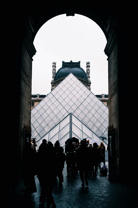 60,000+ Best Glass Pyramid Photos · 100% Free Download · Pexels Stock ...