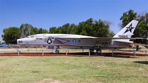 Castle Air Museum goes in heavy with huge bombers, cargo planes - CNET