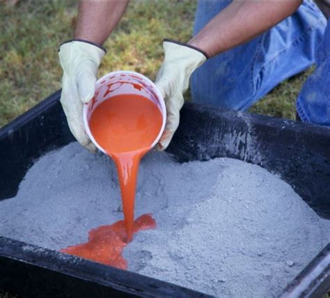 How to add color to concrete / cement with QUIKRETE Liquid Cement ...