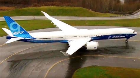 The Foldable Wings, Wide Body Boeing 777X | Aviglo