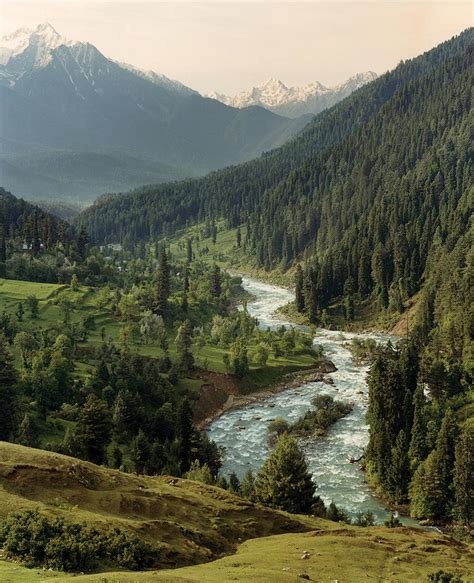 Explore the Beauty of Kashmir - WSJ