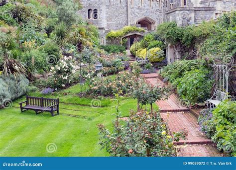 Courtyard Garden Windsor Castle Near London, England Stock Photo - Image of castle, british ...