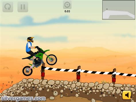 Jouer à Motocross Challenge - Jeux gratuits en ligne avec Jeux.org