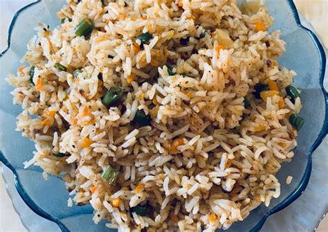 Veg Fried rice Recipe by Bhagyashree Manjre - Cookpad