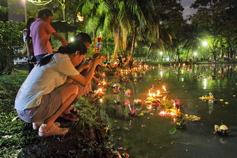 Loy Krathong in Bangkok - The Thai Festival of Lights and Lanterns