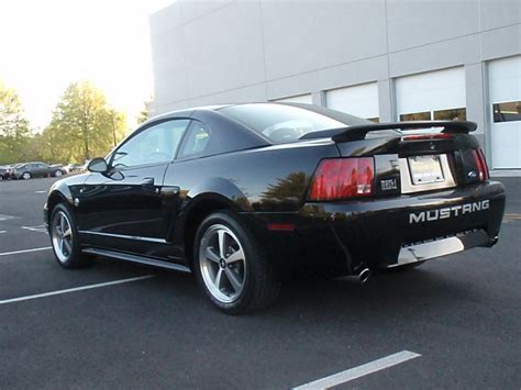 Specs on 2004 ford mustang mach 1