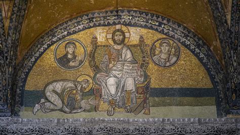 Smarthistory – A work in progress: Middle Byzantine mosaics in Hagia Sophia