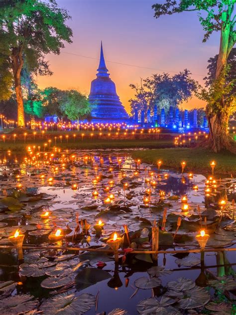 Loy Krathong Festival 2024 Chiang Mai - Lara Sharai