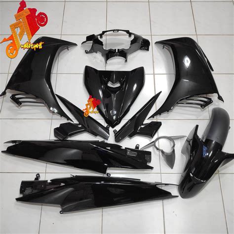 Lc 135 V5 Cover Set / Coverset Lc 135 V4 V5 Original Hly Auto Accessories On Carousell - Tidak Pasti