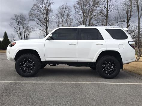 Pin by Gabby Burnett on cars | Toyota lift, Toyota 4runner trd, Toyota 4runner sr5