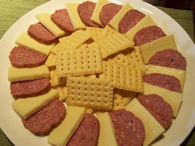 Kellie's Kitchen: Sausage & Cheese Platter