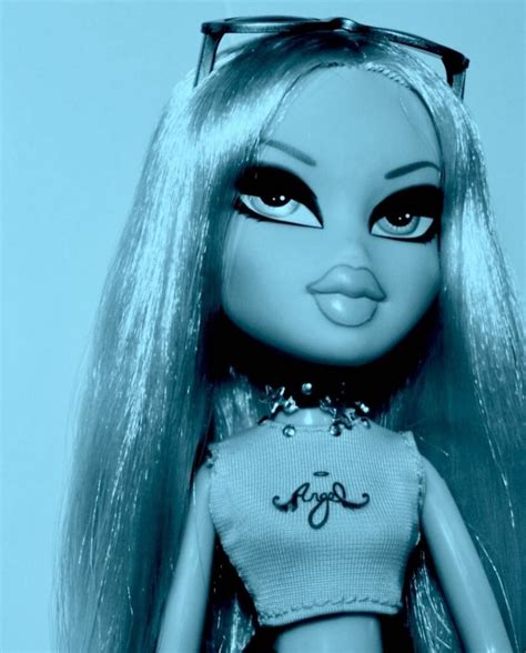 Bratz Dolls Blue Aesthetic