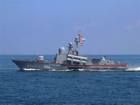 RFS 954 Ivanovets - Tarantul III Class guided missile corvette