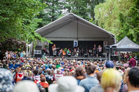 Vancouver Folk Festival 2024 - Meg Larina