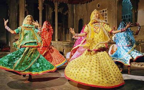 Ghoomar Folk Dance, History, Costume, Style, Origin, Steps