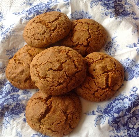 Recipe: Deliciously easy ginger biscuits * Eating Covent Garden