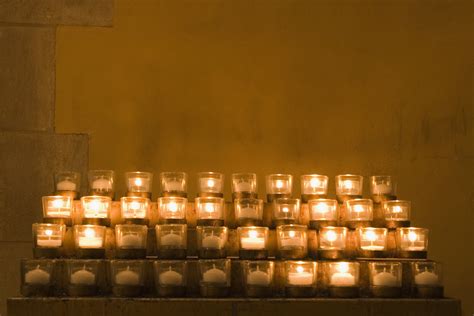 Why Do Catholics Light Candles in Church? | Synonym