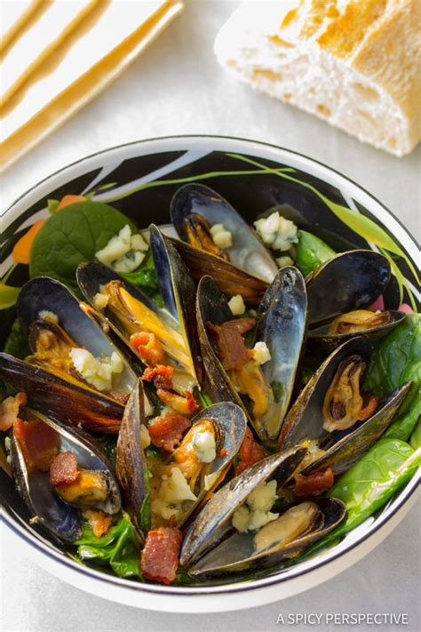 Mussels Recipe with Blue Cheese - A Spicy Perspective