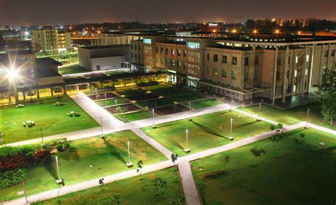 ISB Campus Diaries: ISB Mohali Campus