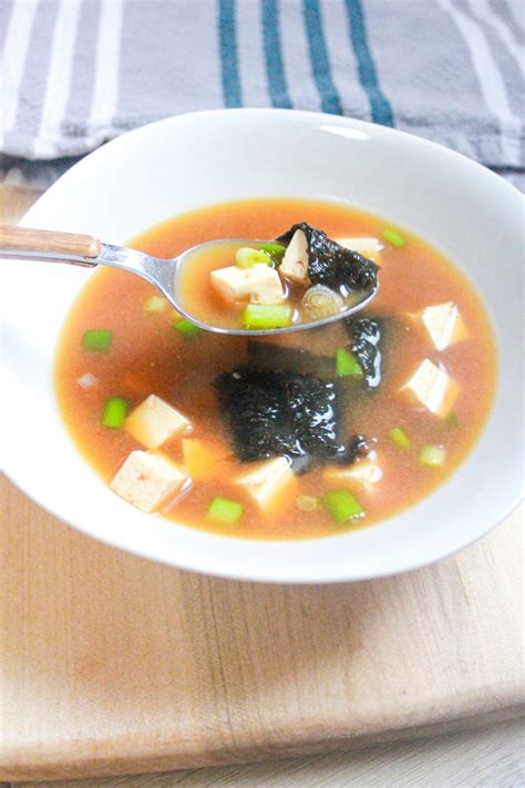 Easy Make-at-Home Miso Soup Recipe | To & Fro