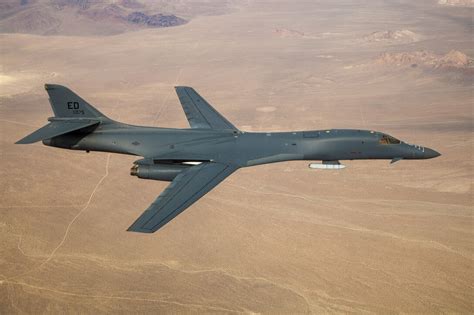 Global Power Bomber CTF conducts B-1B external captive carry demonstration