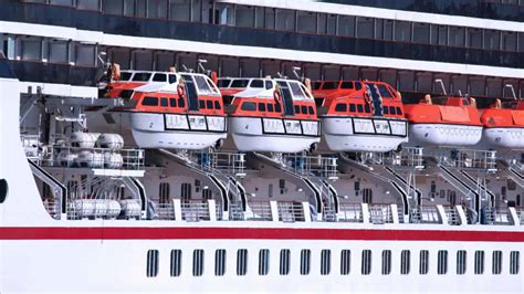 Cruise Ship Lifeboats – How Are They Tested?