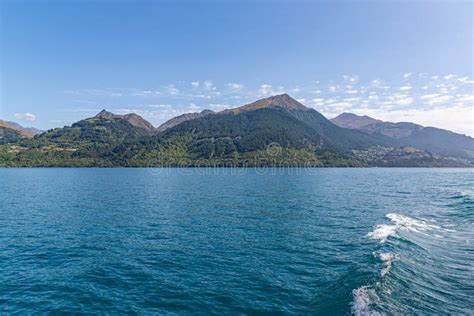 Lake Wakatipu and Southern Alps Mountain Range, Ka Tiritiri O Te Moana ...