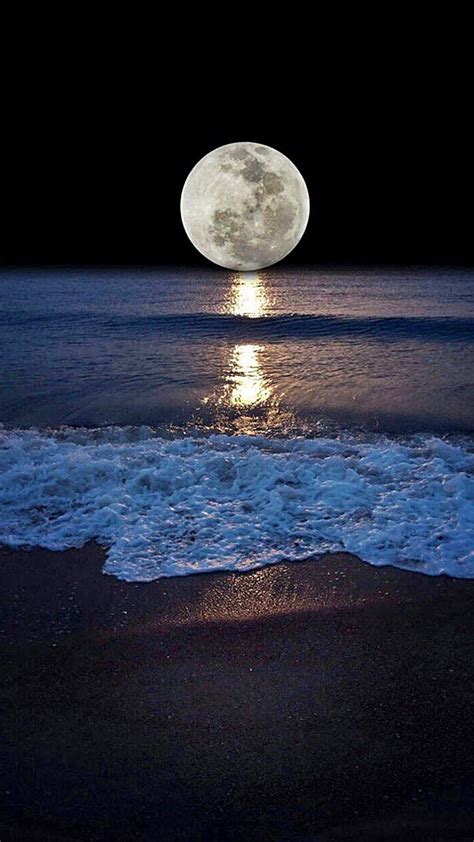 Beautiful Full Moon Wallpapers - Top Free Beautiful Full Moon Backgrounds - WallpaperAccess