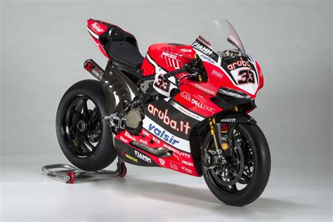 Ducati's 2017 World Superbike Team Debuts - Asphalt & Rubber