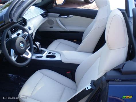 Beige Interior 2012 BMW Z4 sDrive28i Photo #56728025 | GTCarLot.com