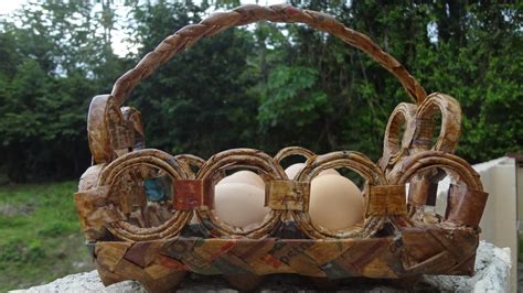 ReUpCycling : Recycled Egg Carton Egg Holder