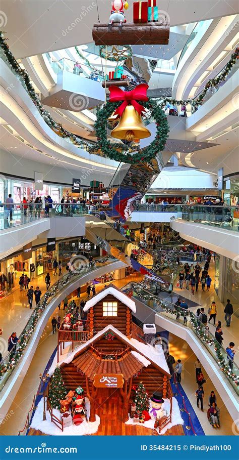 Shopping Mall Christmas Decoration Editorial Image - Image: 35484215