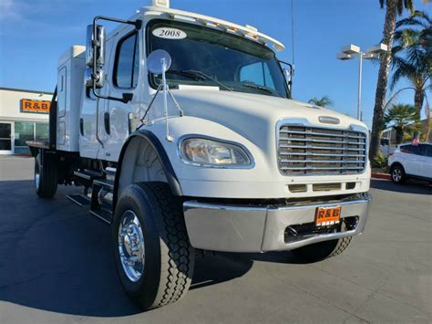 Freightliner 4x4 Crew Cab with Sleeper and 10ft Deck - Automatic Trans $98,000 | River Daves Place